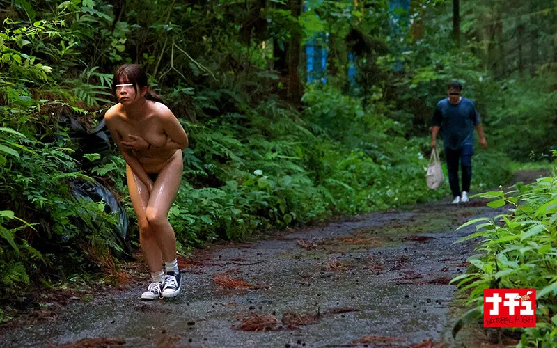 【皐月ゆら 白石なぎさ 三田サクラ】【レイプ】キャンプ場全裸放流～浮かれた巨乳女を追い剥ぎ野外羞恥～