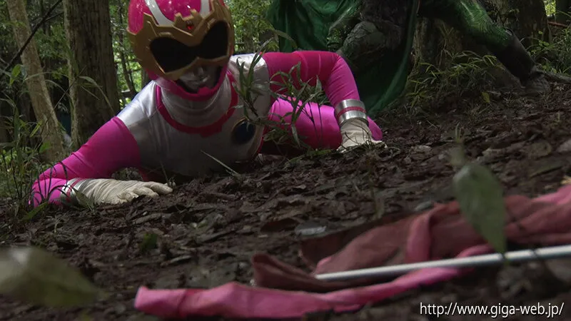 スーパーヒロインレンジャーズ絶体絶命 ～ヒロインハンティング！狙われた4人の戦隊ヒロイン～