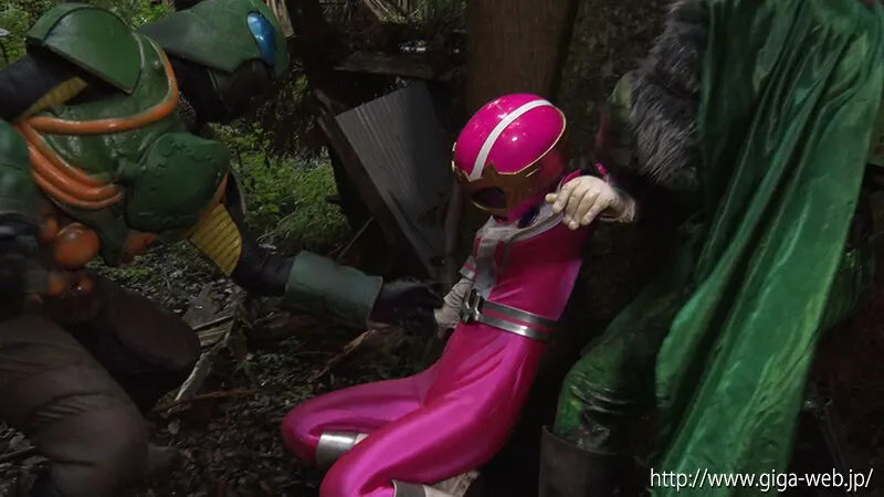 スーパーヒロインレンジャーズ絶体絶命 ～ヒロインハンティング！狙われた4人の戦隊ヒロイン～