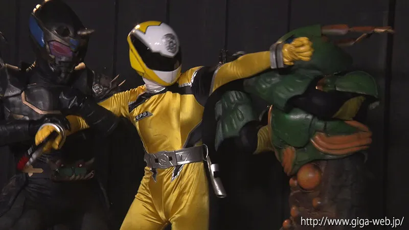 スーパーヒロインレンジャーズ絶体絶命 ～ヒロインハンティング！狙われた4人の戦隊ヒロイン～