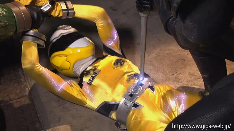 スーパーヒロインレンジャーズ絶体絶命 ～ヒロインハンティング！狙われた4人の戦隊ヒロイン～