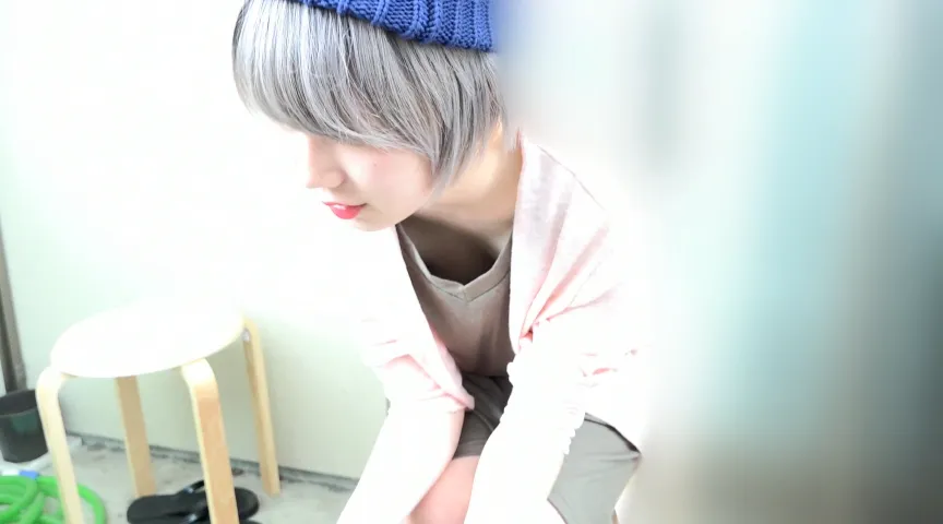 【盗撮流出】※金の卵！？【前屈み胸チラ】家族旅行中の都内某読者モデルの激カワティーンの薄ピンク乳首xxx