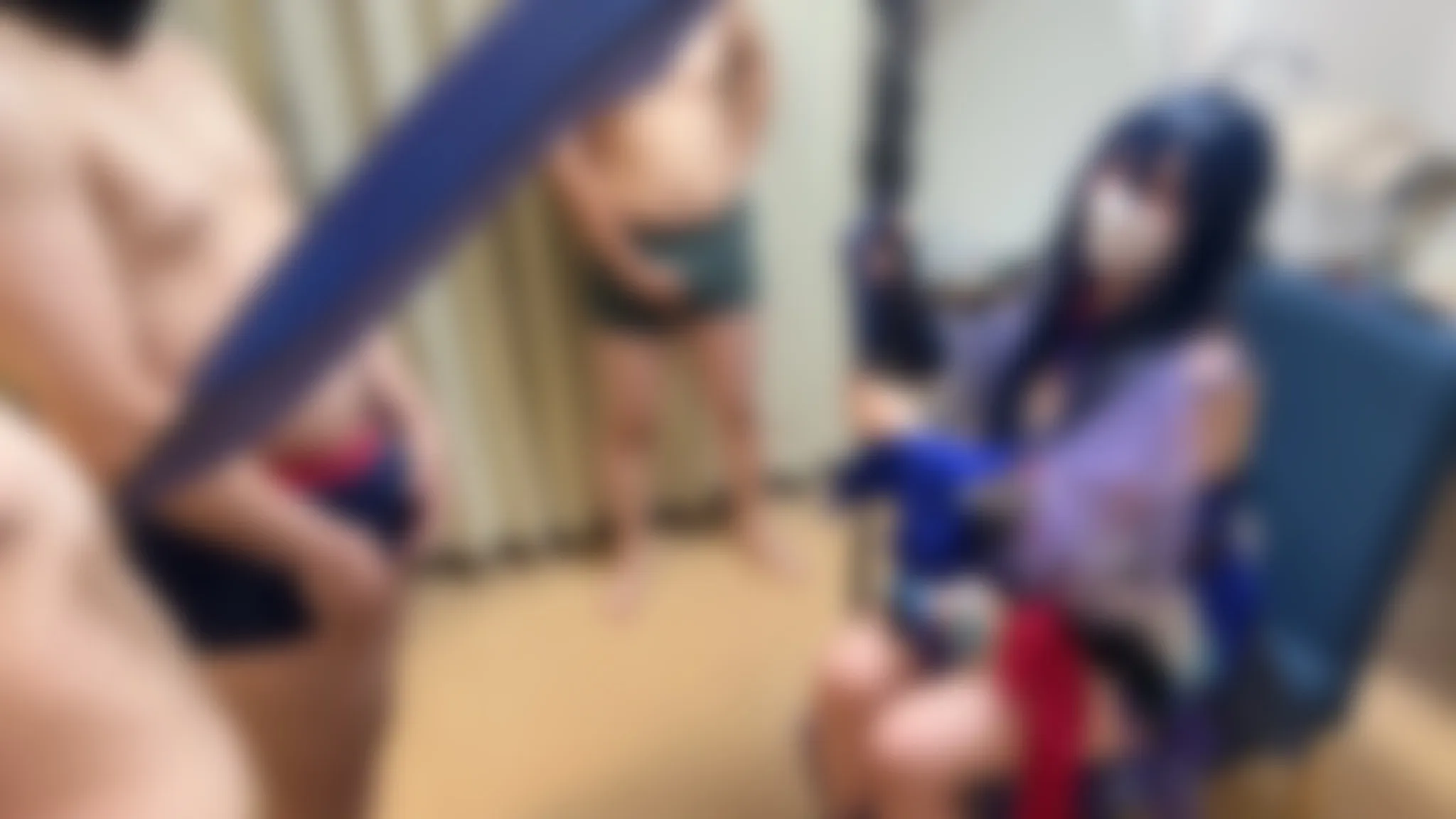 【崩壊スターレイルゼーレ同人AV】※コスパイズリ【崩壊ス〇〇レイル】ゼ〇レ武器を使用して初っ端カオスプレイ。むちむち巨乳レイヤーバイブ持参！？これは何か起こりそう…