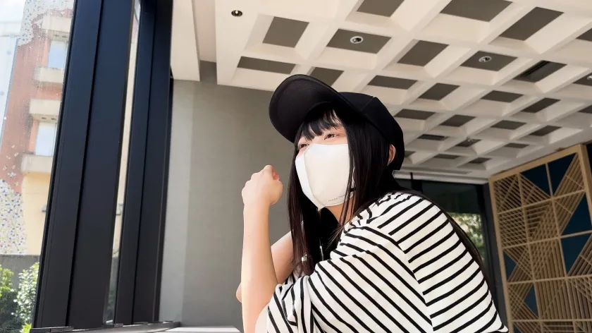 【可愛すずか】【人身売買レイプ】入院中のお母さんを支える苦学生。 世間知らずな19歳はやむなくパパ活堕ち。人生初は大人あり中出しコースでした。