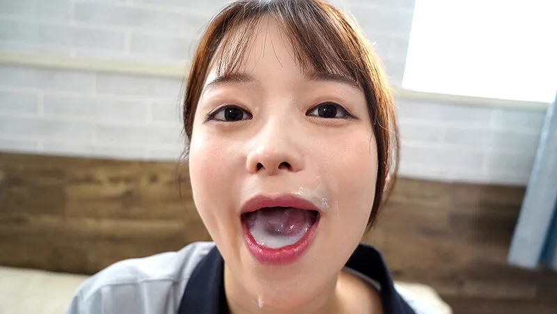 ハンバーガーチェーン店の美人バイトリーダーは盛りがちなアルバイト達をバキュームフェラで精飲管理。週6でごっくんする日常の記録 ゆい25歳 天馬ゆい