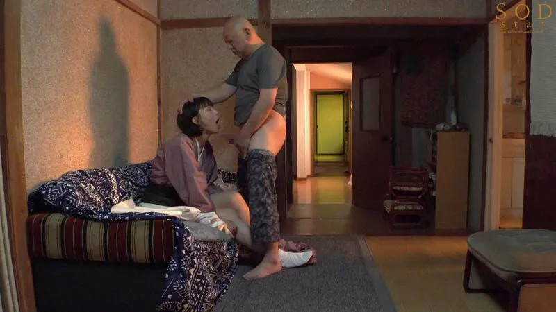 完全監視リゾートバイト民宿 アルバイト先は管理人が隠しカメラを仕掛けまくった宿だった 狙われた気弱・長身女子大生 綾瀬天