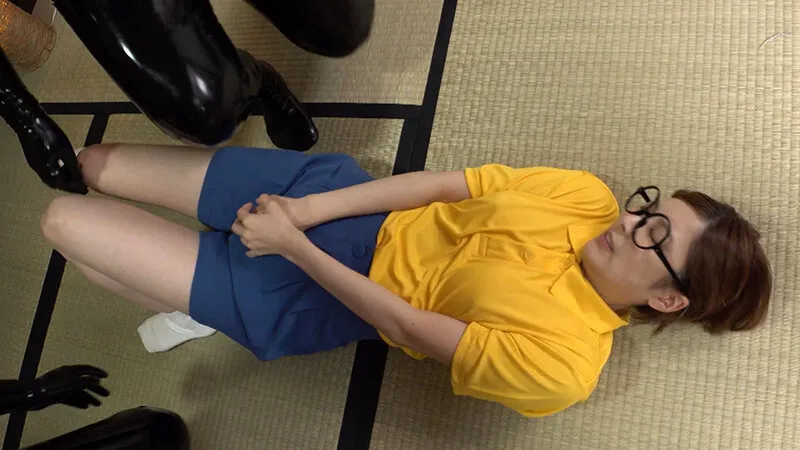 【FANZA限定！】豊満ラバーレズバトル 悪を終わらせろ！