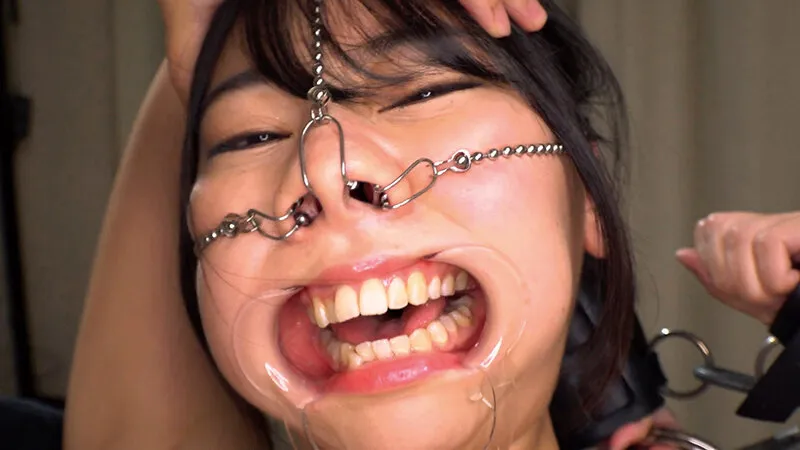 メチャクチャに犯されたい願望ハンパない現役女子大生しゅうか ゴム無しブチ込み生中出し輪姦