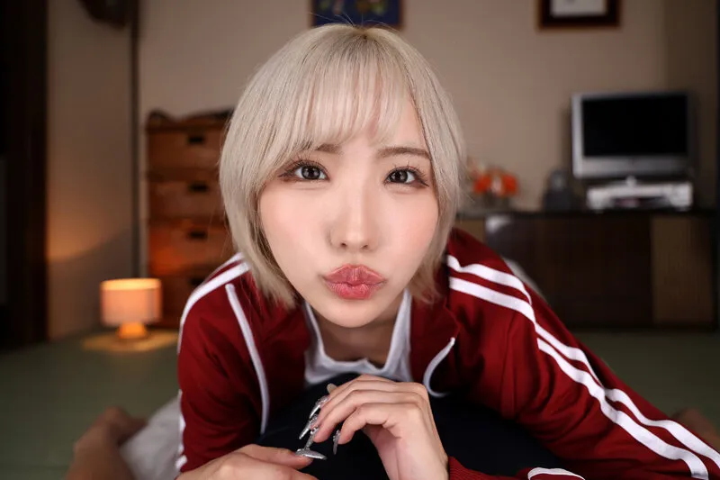 【春陽モカ】【JK】【VR】田舎ギャルの性欲は…パないよ？ 若い男のいないド田舎、幼馴染のギャルJ●に押し倒されて朝まで汗だくナマ性交 春陽モカ