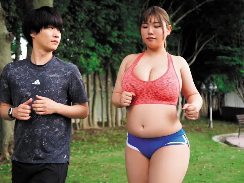 デカ乳デカ尻奥さんとのジョギングで揺れるエロボディに勃起不可避！家に連れ込まれ欲望のまま不倫SEX 華澄結愛