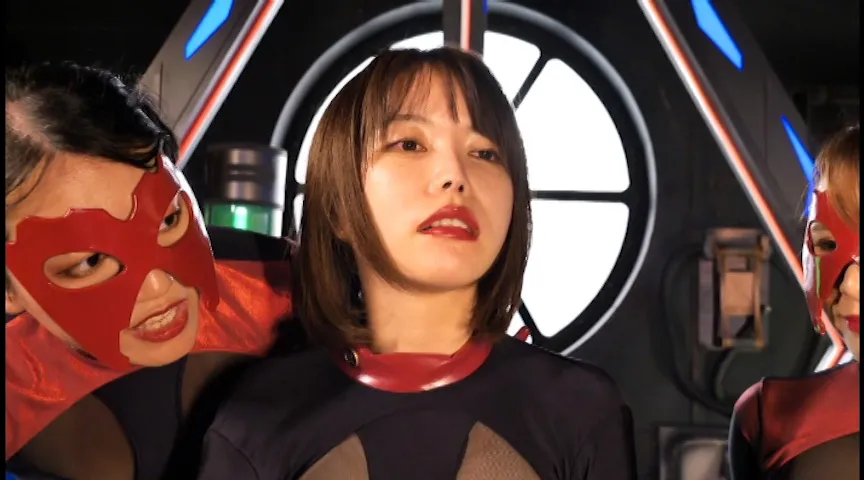 【宇流木さらら 永瀬愛菜 若宮穂乃 他】女戦闘員 COCOON 前編