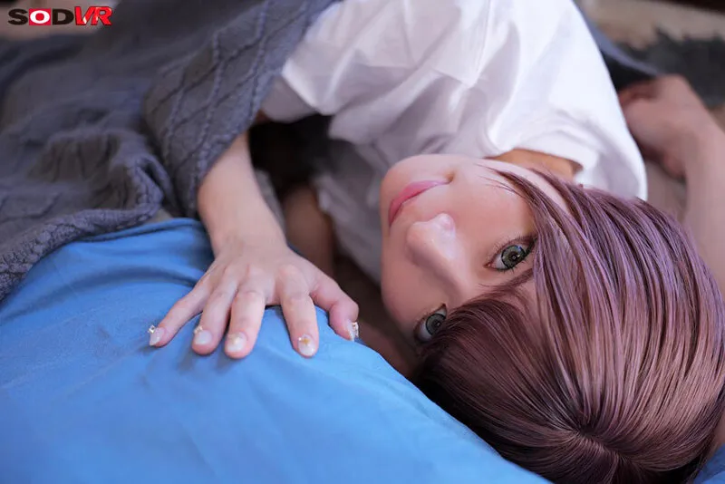 【円井萌華】【VR】【8K】ショートカットGAL と、寝起き素顔のナチュパコ。目覚めて即朝勃ちチ○ポで中出しから始まるダラダラなリアル休日SEX MOEKA