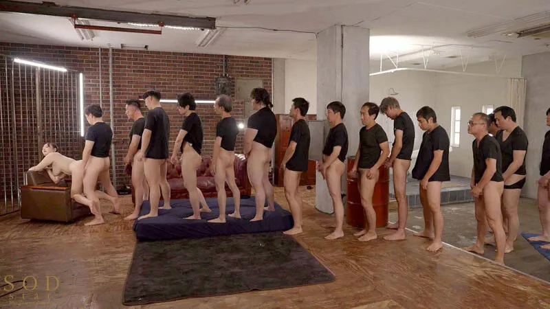 大乱交解禁！25本チンポの連続ケダモノピストンでのSUPER大絶頂SEX＆19発ぶっかけ SPECIAL！！ 恋渕ももな【特典映像収録版】