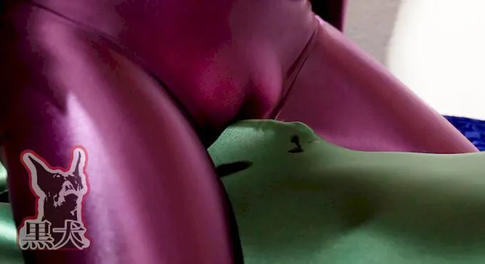 全身タイツFuck！！ピッタリスーツで密着擦りまくり！！