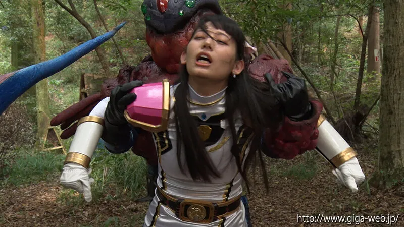 【宇流木さらら】ヒロインハンティング 騎神戦隊レジェンミラー ホワイトユニコーン編 宇流木さら