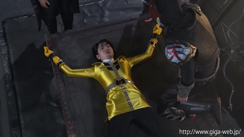 星海戦隊カイザーファイブ カイザーイエロー 朝日りん