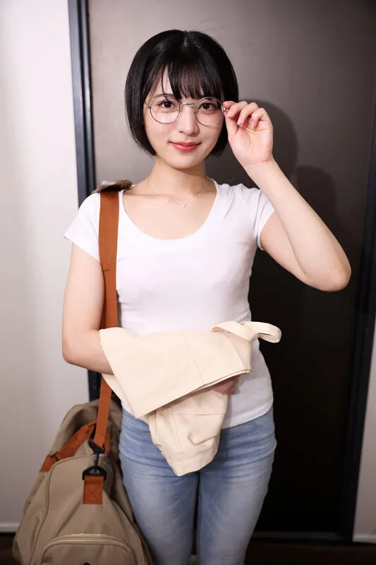 【VR】家事代行サービスで来た女子大生にAVを見られたらまさかの発情！興奮ムラムラ全開でオネダリしてきて【絶頂狂いの連続爆イキ】 虹村ゆみ