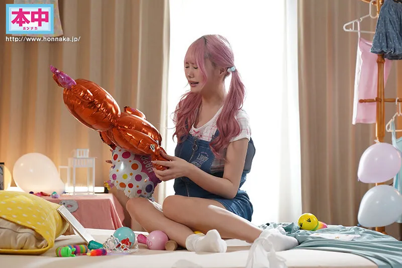 両親が旅行で不在中に近所のメスガキに小遣いあげてつるぺたビキニ着させて無制限中出しOKの乳首責めメンエス嬢にしてやった！！ 松本いちか