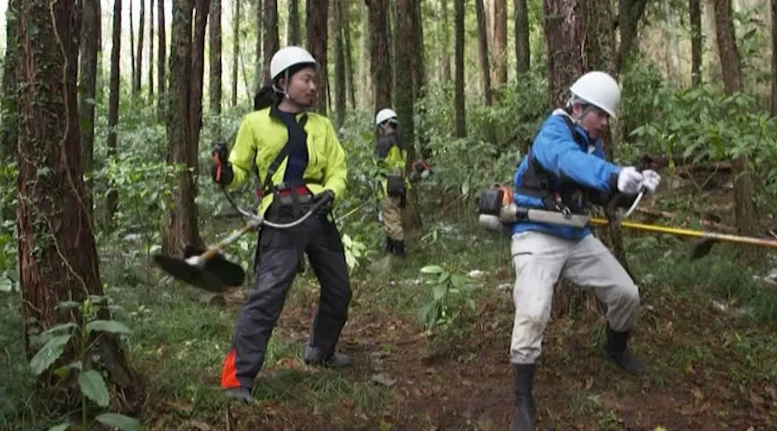 【あべみかこ 谷花紗耶 きみと歩実】林業の嫁 肉体の火照り