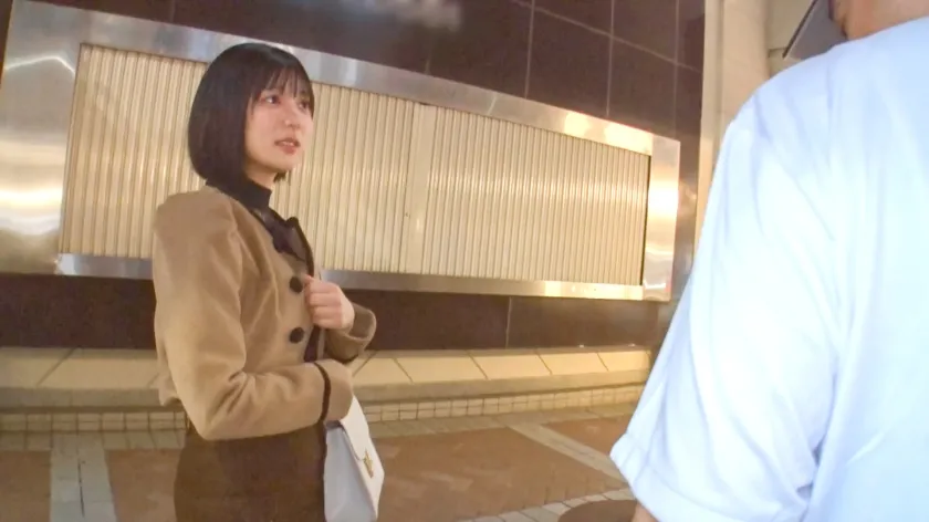 【虹村ゆみ】マジ軟派、初撮。 2155 【計測不能の絶頂回数】ス○バで働く芸能人級ハーフ顔バリスタを横浜でナンパ！緑エプロンを脱ぎ捨てオイル塗れマイクロビキニ姿に変身！自称ゴッドハンドのマッサージでエロくなる秘孔を突きまくり！→「いぐぅいぐぅッ！！」オホイキ大量スプラッシュ！！奥義の子宮口百裂突きを食らって絶頂フィーバー突入！虚ろな目で痙攣イキを繰り返す！