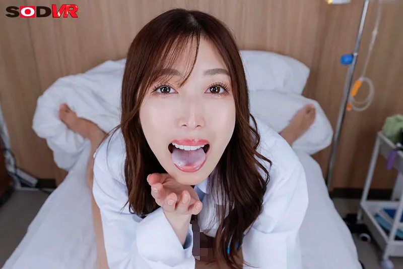 【VR】【8K】病院暮らしのボクを幼い頃から担当してくれている女医と筆おろし性交 初めての口淫、初めての挿入でドキドキ・バクバク病室セックス 今井栞菜