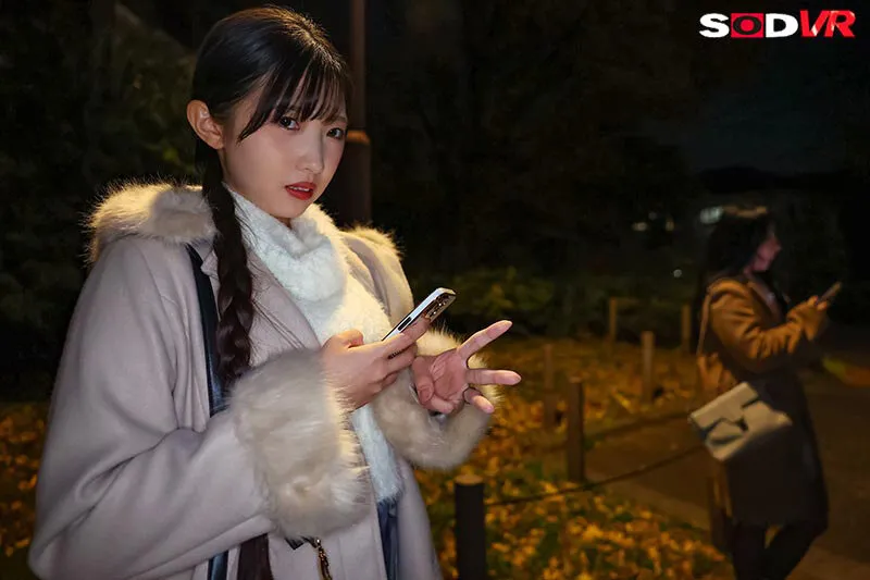 【VR】【8K】都内・大●●公園で立ちんぼしている奥さんに薬を盛ってキメセク撮影 散々中出ししまくった