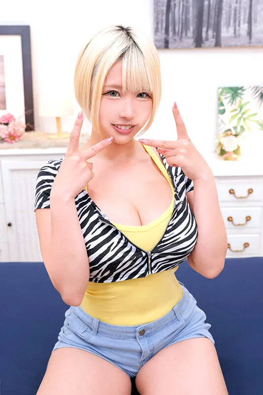 売れっ子ギャルAV女優が童貞筆おろし 乙アリス