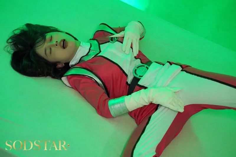 【特典版】【機密情報File】ピンクレンジャー戦闘後の解放SEX 闘争本能の余韻で戦い後の性欲は極限まで高まり絶倫になっていた MINAMO