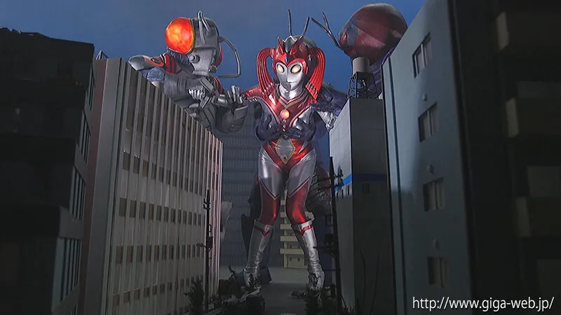 巨大ヒロイン（R） ハイパーマミー5 ～吸血宇宙人モスキート星人の恐怖～ 紺野みいな