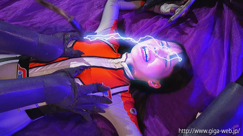 巨大ヒロイン（R） ハイパーマミー5 ～吸血宇宙人モスキート星人の恐怖～ 紺野みいな