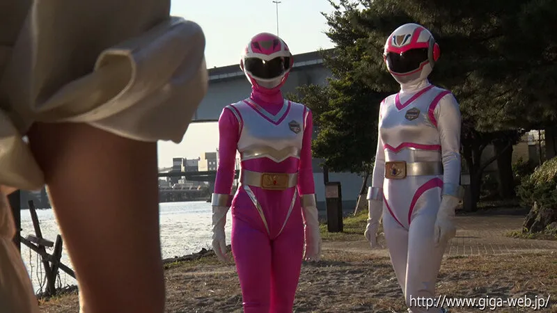 ヒロイン戦力外通告 ～チャージマーメイド、剥奪された正義の力～ 沙月恵奈