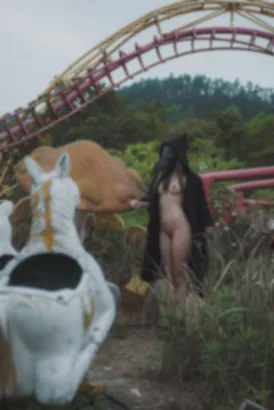 【ペストマスク痴女】★4K★YOUMU No.021 遊園地廃墟　68P