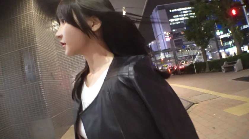 【依本しおり】黒髪猫顔アジアン美女が四つん這いで潮吹き大噴射！！正常位でも、騎乗位でも、どこでも大噴射！！画面いっぱいに潮をまき散らしながら小刻みに痙攣するエロ童顔痴女が、巨乳巨尻を揺らして大アクメ！！指の隙間から肉がはみ出るほどの大きなお尻を鷲掴みにしながら豪快バック！声高に嬌声をあげる一匹のメス猫誕生！！ 【初撮り】ネットでAV応募→AV体験撮影 2355