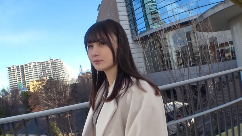 【水乃なのは】激美女地下アイドルの久々セックス！！華奢な身体をビクビク跳ねらせ、アイドルらしからぬ喘ぎ声を上げる淫乱模様！！愛液をドバドバ垂らし、ライブ中では絶対に見せないおマンコ大開脚で興奮度マックスの淫乱アイドルに、手マンとクンニの二刀流で応戦！！手マンされながらアイドルの自己紹介をさせられ、アイドルの自分と淫乱な自分をグチャグチャにかき回されて豪快に潮吹き大噴射！！久々のセックスで初めての巨根を食レポフェラ！！そのまま巨根丸飲み正常位で豪快にイキ散らかす淫乱アイドル！！ベッドの上で乱れる様はもはやアイドルではない！！ただ一匹のメスだ！！