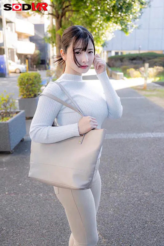 【VR】【8K】園児を見送るデカパイ保育士の自宅に押し入り強制VR 彩月七緒