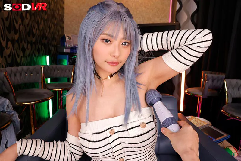 【VR】【8K】ちぃーす！ボイーン！☆離婚してから爆モテ急上昇中☆オッパイでっかいカラオケ同伴バツイチ巨乳ギャルと生中OK密室SEX