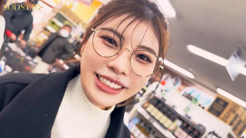 神木麗の休日 彼氏の自宅でハメ撮り、ノンストップ2本番と顔射。