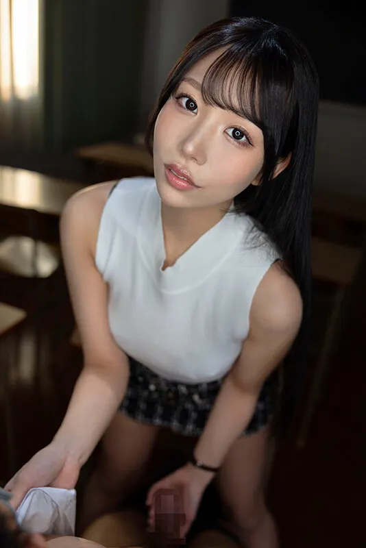 【VR】趣味:生徒のイキ顔観察 早漏でも遅漏でもお構い無し。補習後は必ず顔面密着手コキで生徒を食べる教師の特権 尾崎えりか