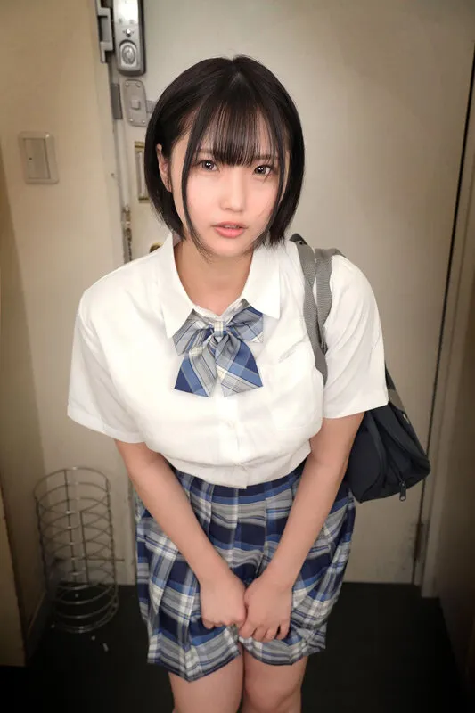 【VR】放課後になるとチンポで穴を埋めてもらいたくて美巨乳を差し出しに来る従順奴隷女子校生 桃瀬ひまり