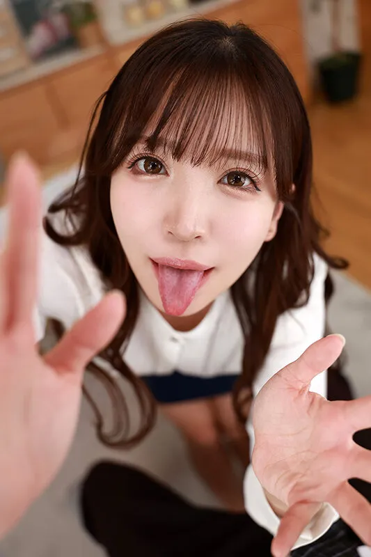 【VR】甘やかされて…煽られて…緩急淫語と変速ギア騎乗位でM男の反応を楽しみ弄ぶチンポ殺し部屋 小那海あや