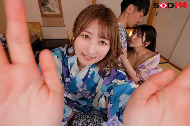 【VR】【8K】夫婦交換スワッピング旅行 親友夫婦と旅先で一夜限りの妻交換