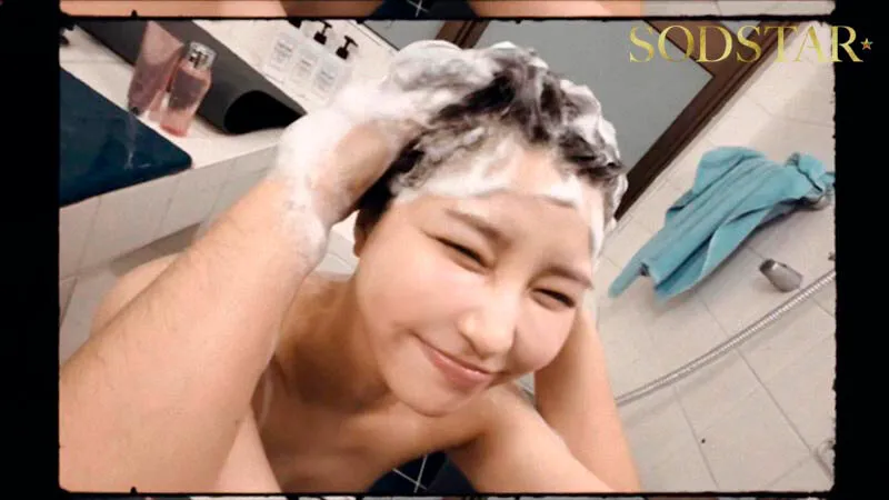 10年ぶり姉弟風呂。勃起を抑えきれなかった童貞弟と姉は毎日SEXしている。 唯井まひろ