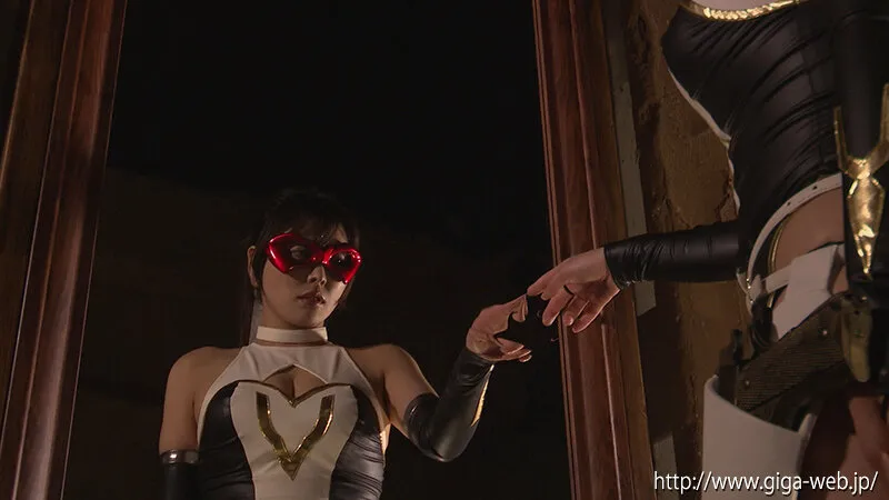 聖銃士シスターアリス ～淫靡なる鏡の深淵～ 新村あかり