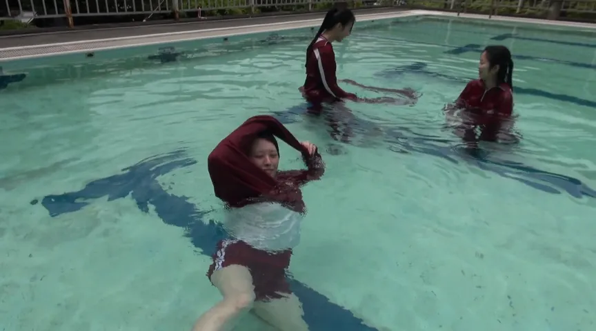 サバイバル水泳水中脱衣編