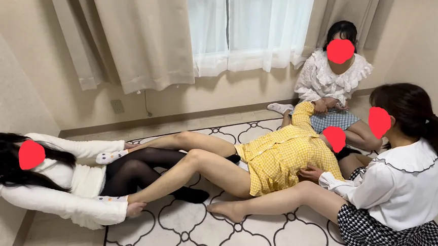 3人がかりで押さえつけられ電気アンマ＆くすぐり！顔を紅潮させてオホ声、仰け反り、痙攣逝きさせられる永衣ちゃん