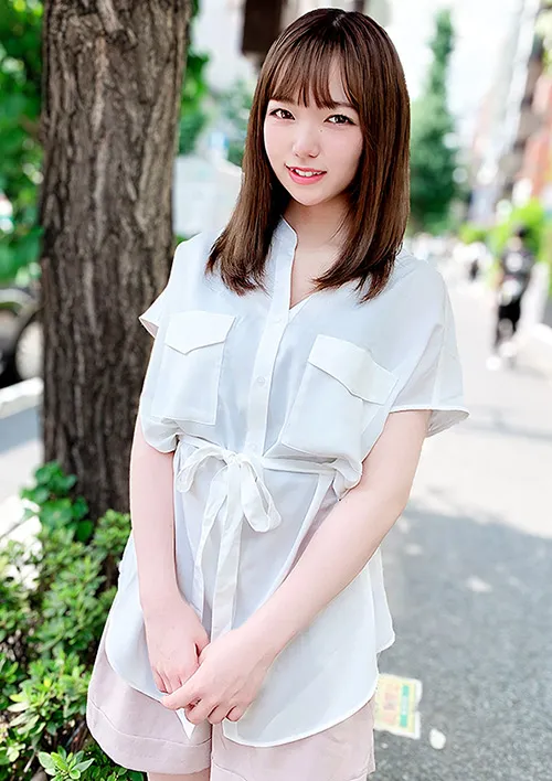 新宿交縁女子 File NO.125（美乳美脚）