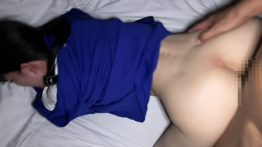 【処女喪失】小柄テニス部員がいつも使っているジャージを着用し2度のゴム無し生ハメSEX。