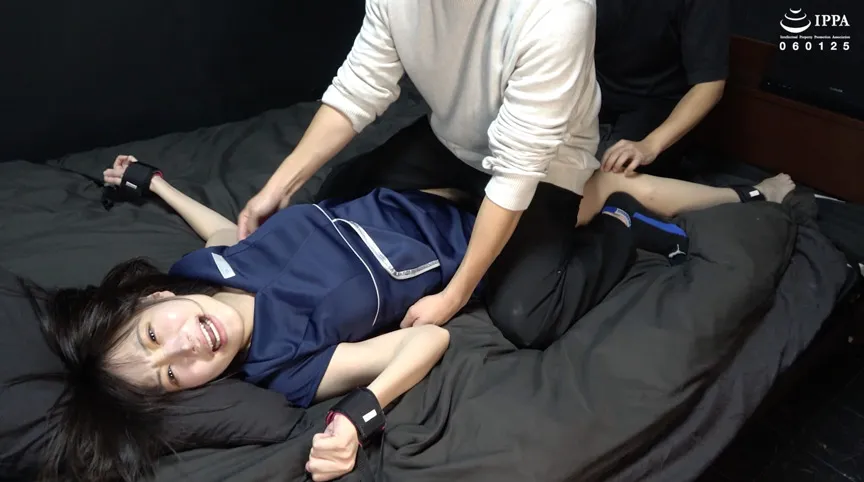 「全身敏感くすぐりエステ嬢 琥珀ややチャンの拘束ハードくすぐりフルコース」エステシャン：琥珀やや