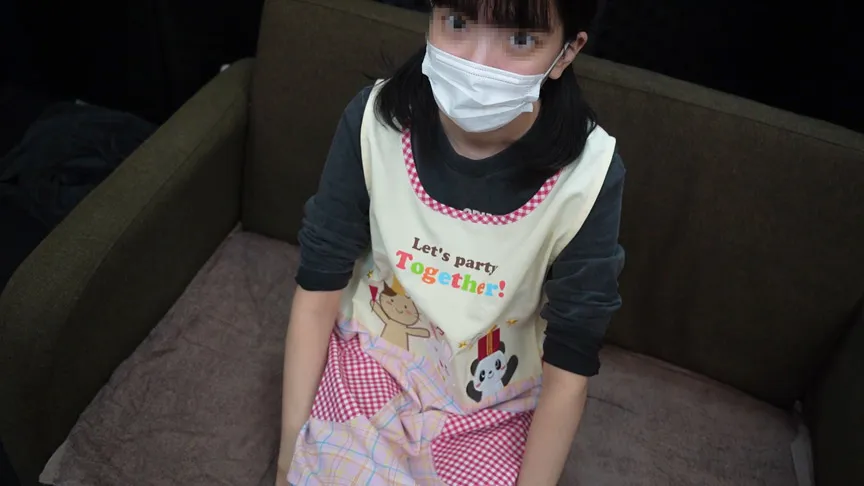 ザーメンをぶっかけちゃおう！保育実習時のエプロン編（純粋無垢な陽奈）