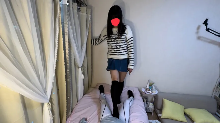 みーなちゃんからの刺客！？美脚無邪気女子ららちゃん 初対面女子に電気アンマで逝かされまくる